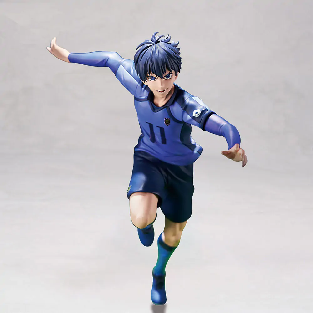 Blue Lock Yoichi Isagi figure 16cm product photo