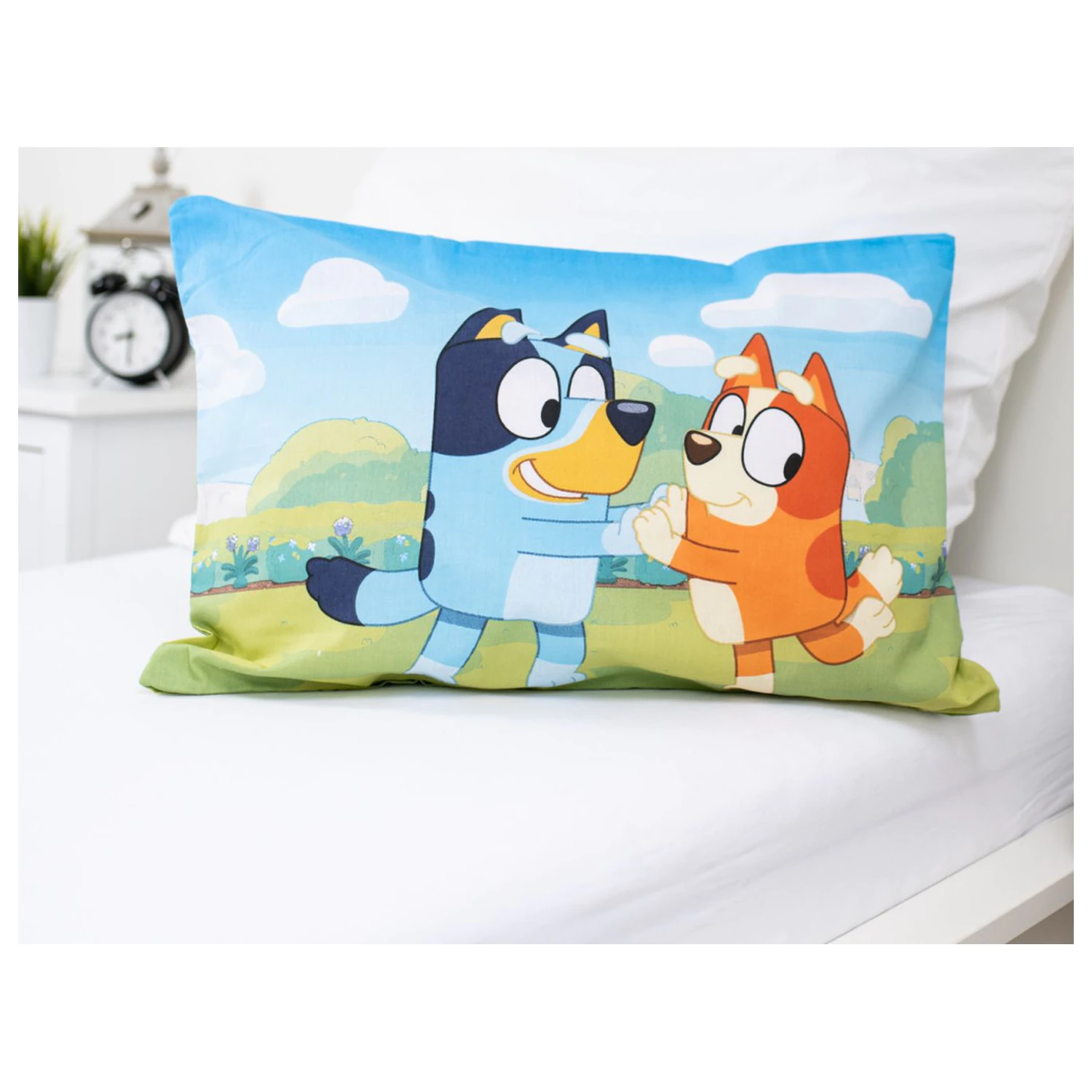 Bluey Happy Family Kids' Preschool Duvet Cover Set product photo