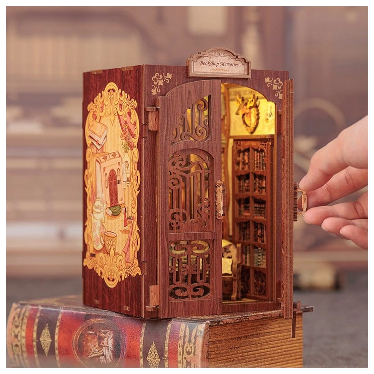 Book Nook Bookshop Memories 17 x 10 cm   product photo