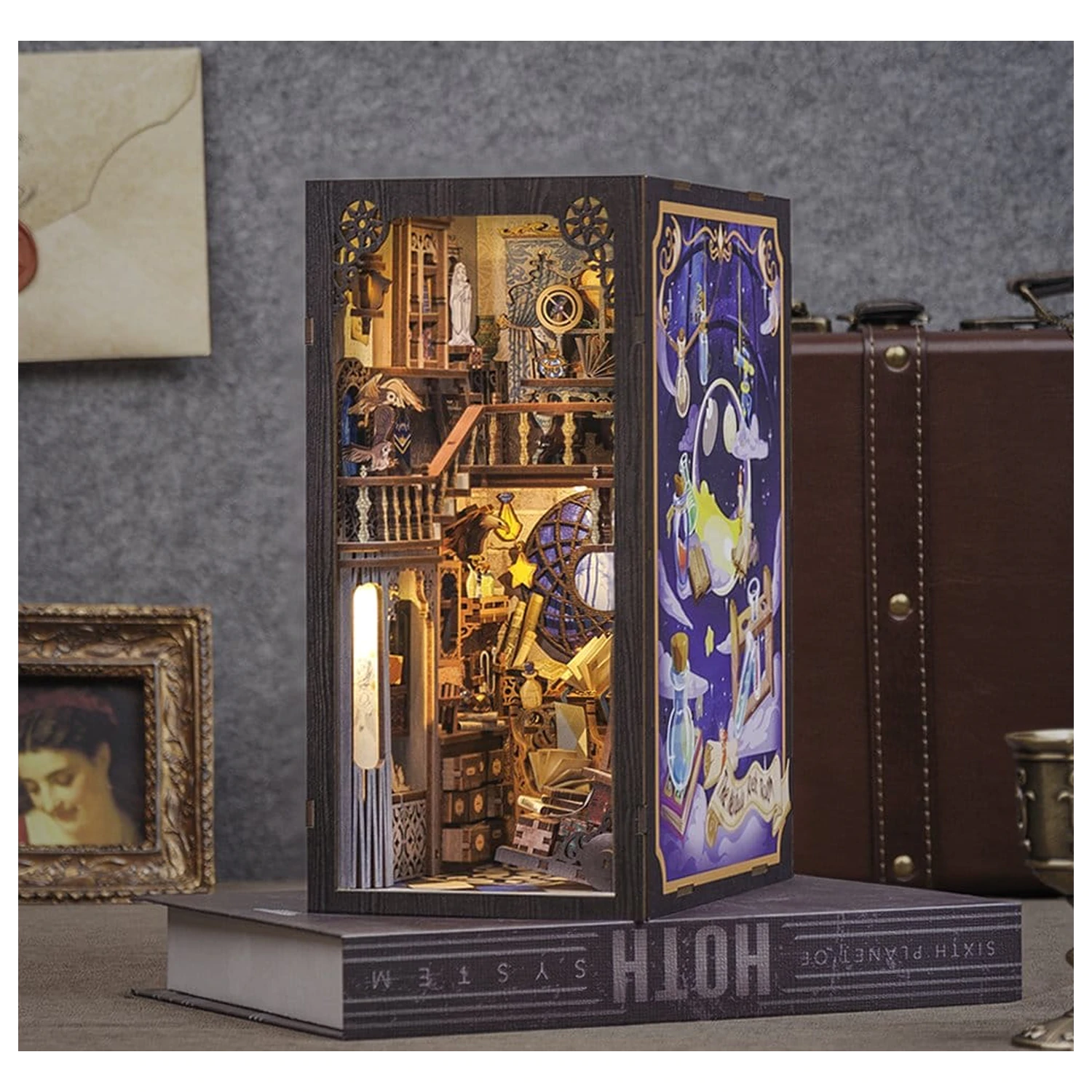 Book Nook Nebula Common Room 23 x 11 cm   product photo