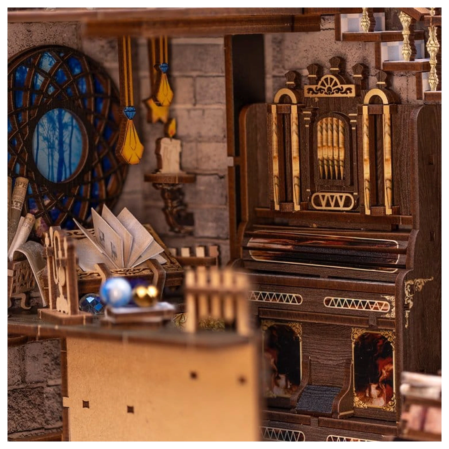 Book Nook Nebula Common Room 23 x 11 cm   product photo