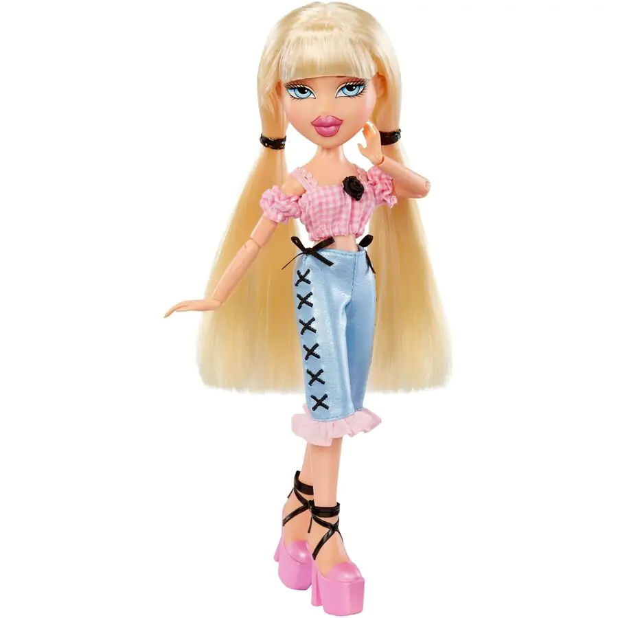 Bratz Goin Out Cloe doll 25cm product photo