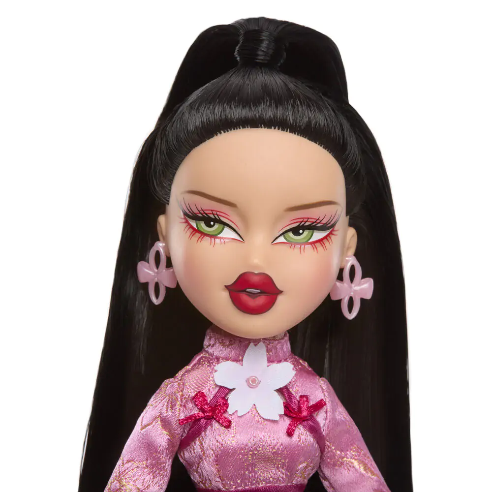 Bratz Pixiez Jade doll product photo