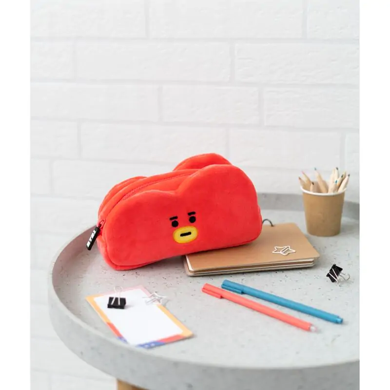 BT21 Tata plush pencil case termékfotó