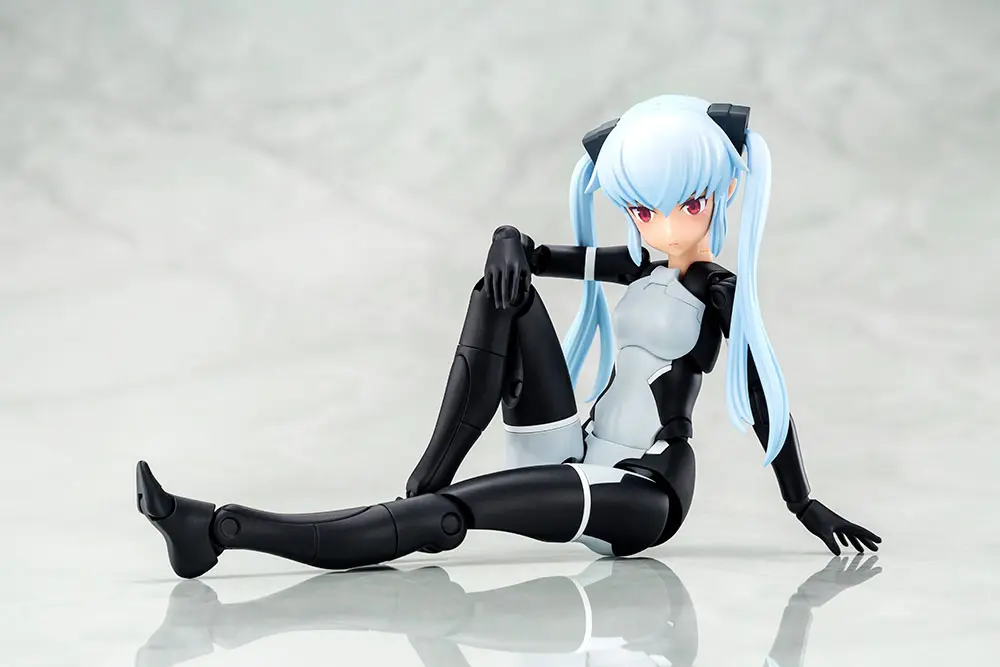 Busou Shinki Plastic Model Kit Type Devil Strarf 20 cm product photo