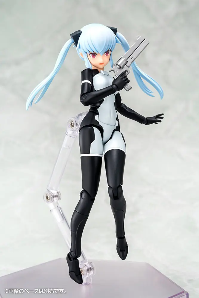 Busou Shinki Plastic Model Kit Type Devil Strarf 20 cm product photo