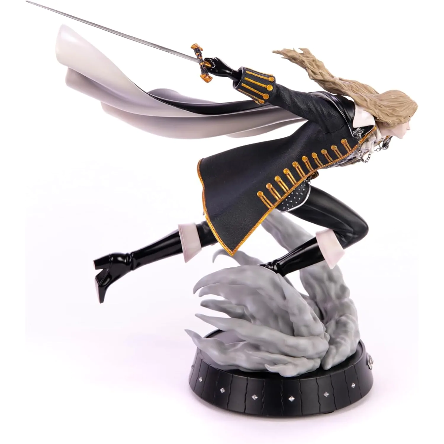 Castlevania Symphony of the Night Statue Dash Attack Alucard 30 cm product photo