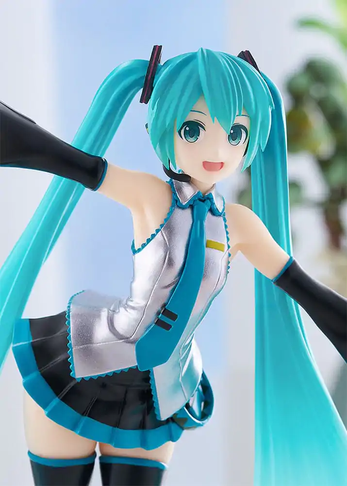 Character Vocal Series 01: Hatsune Miku Pop Up Parade PVC Statue Hatsune Miku: Translucent Color Ver. 17 cm termékfotó