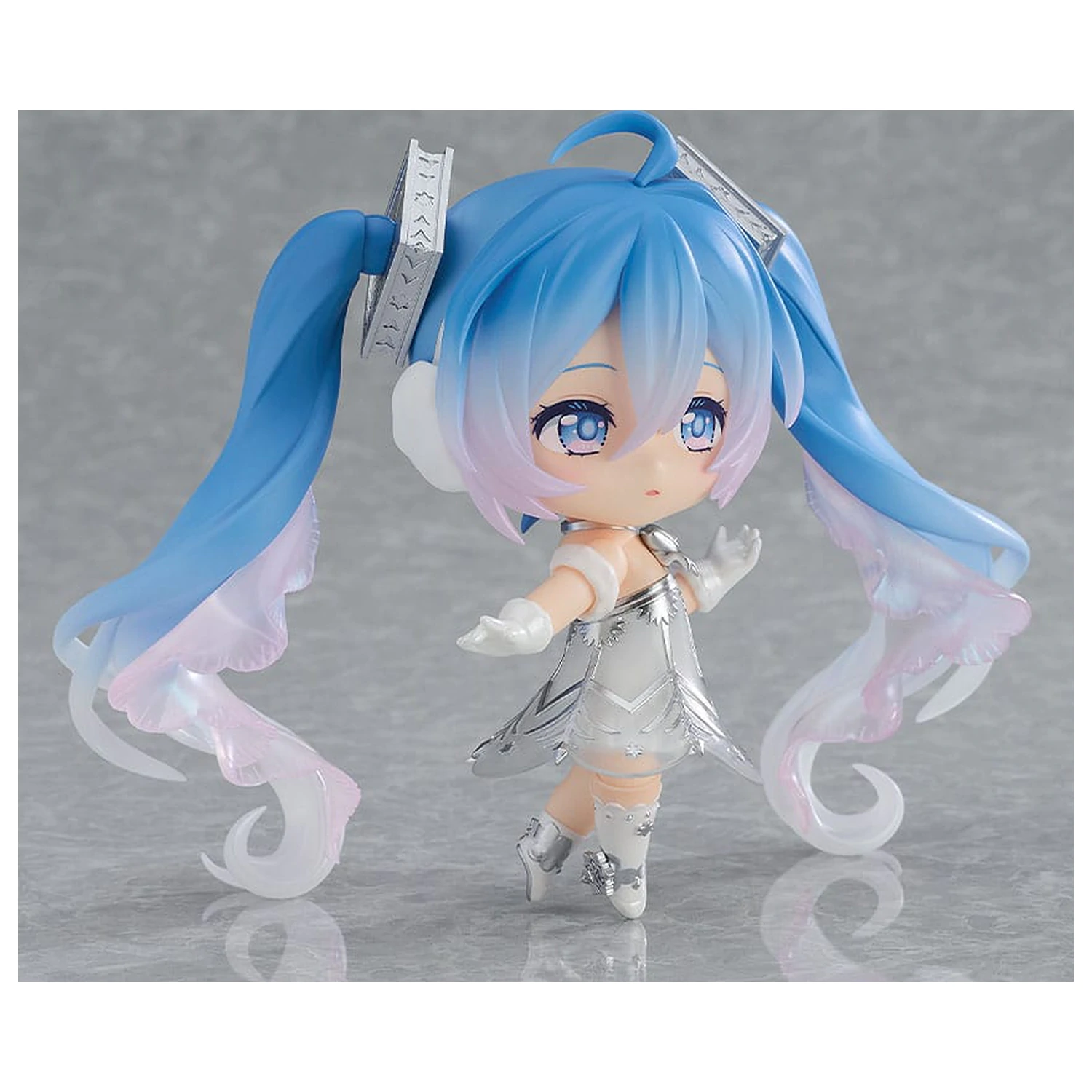 Character Vocal Series 01 Nendoroid Action Figure Hatsune Miku Symphony: 2025 Sapporo Concert Ver. 10 cm product photo
