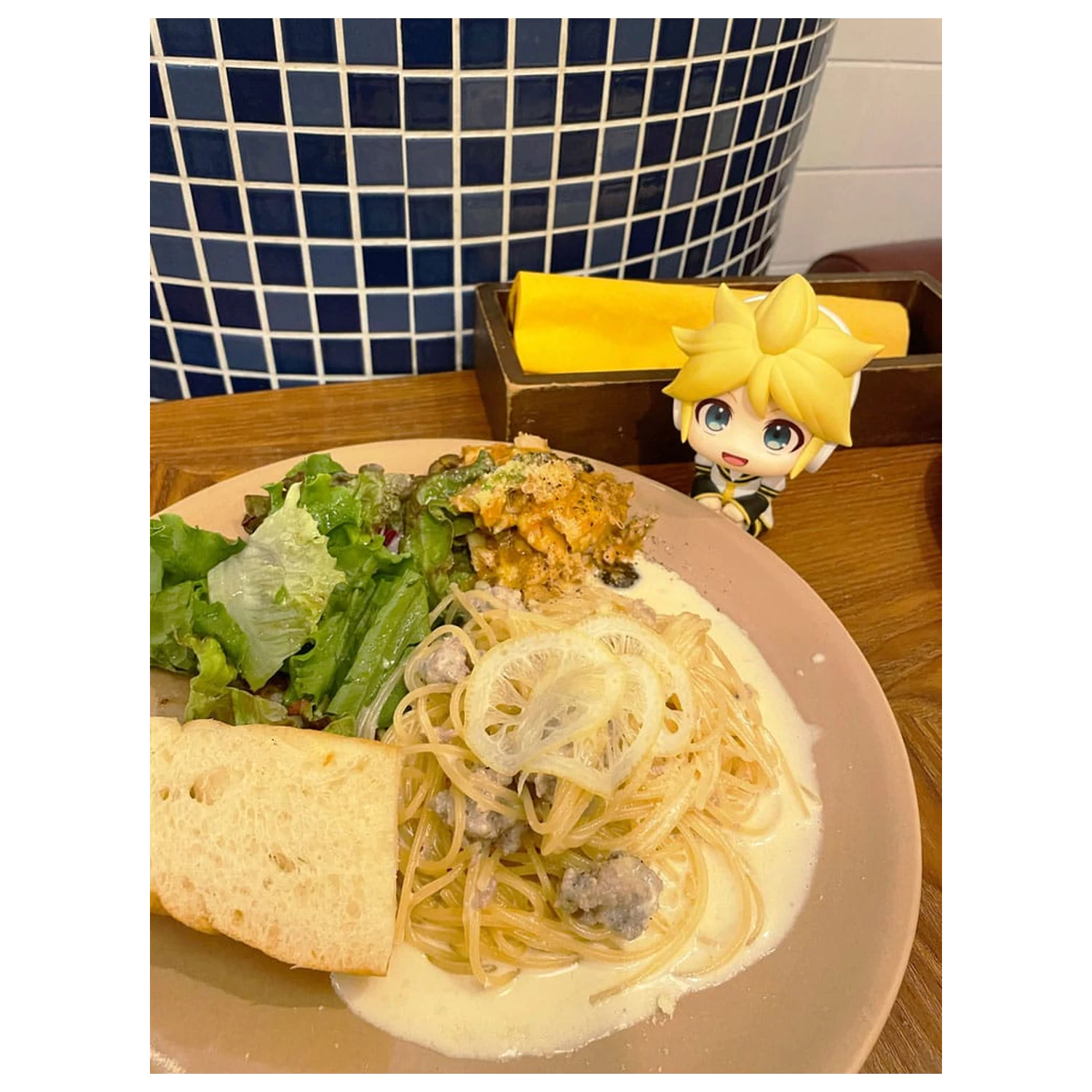 Character Vocal Series: Kagamine Rin/Len Look Up PVC Statue Kagamine Len 11 cm  product photo