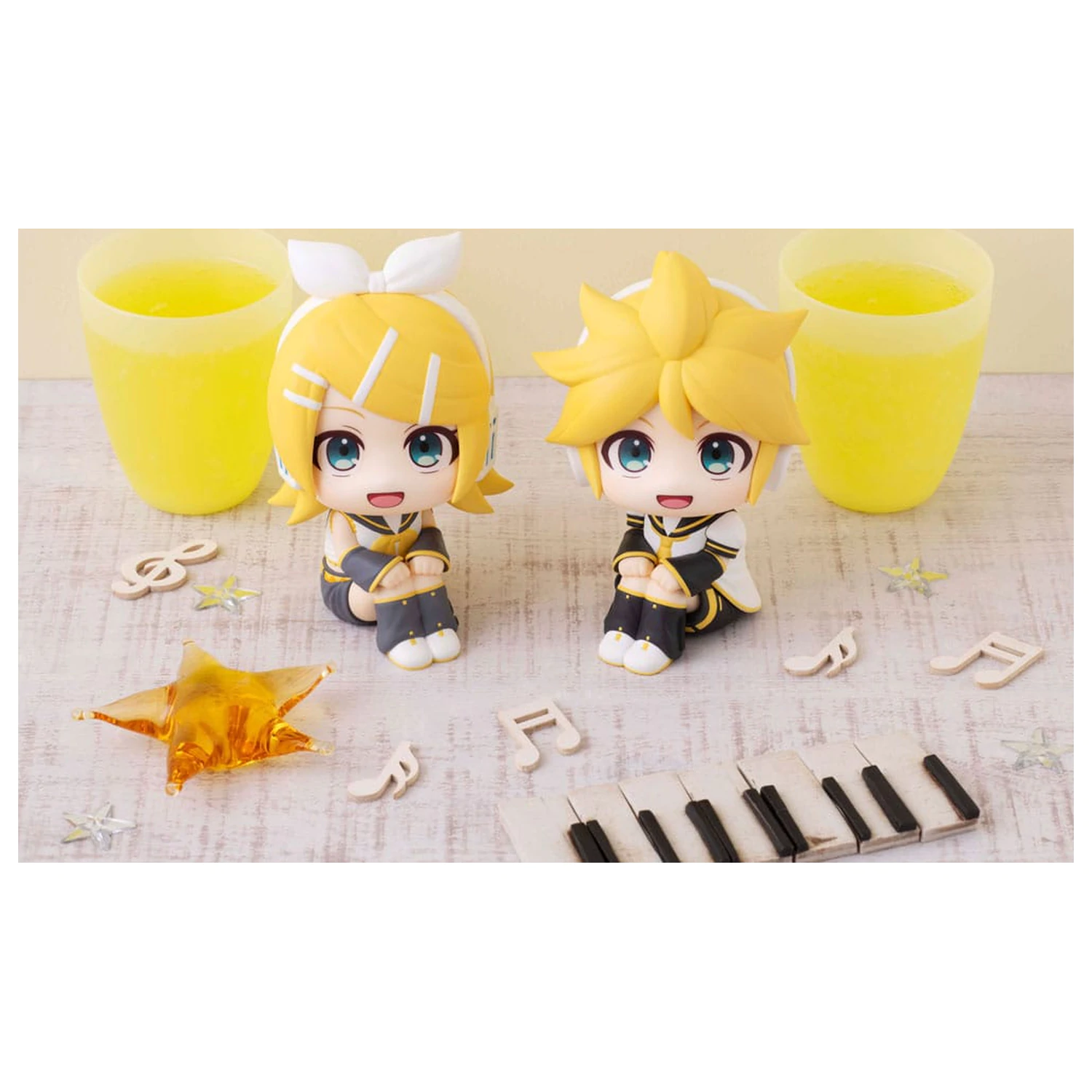 Character Vocal Series: Rin/Len Look Up PVC Statue Hatsune Rin & Len Set (with gift) 11 cm      product photo