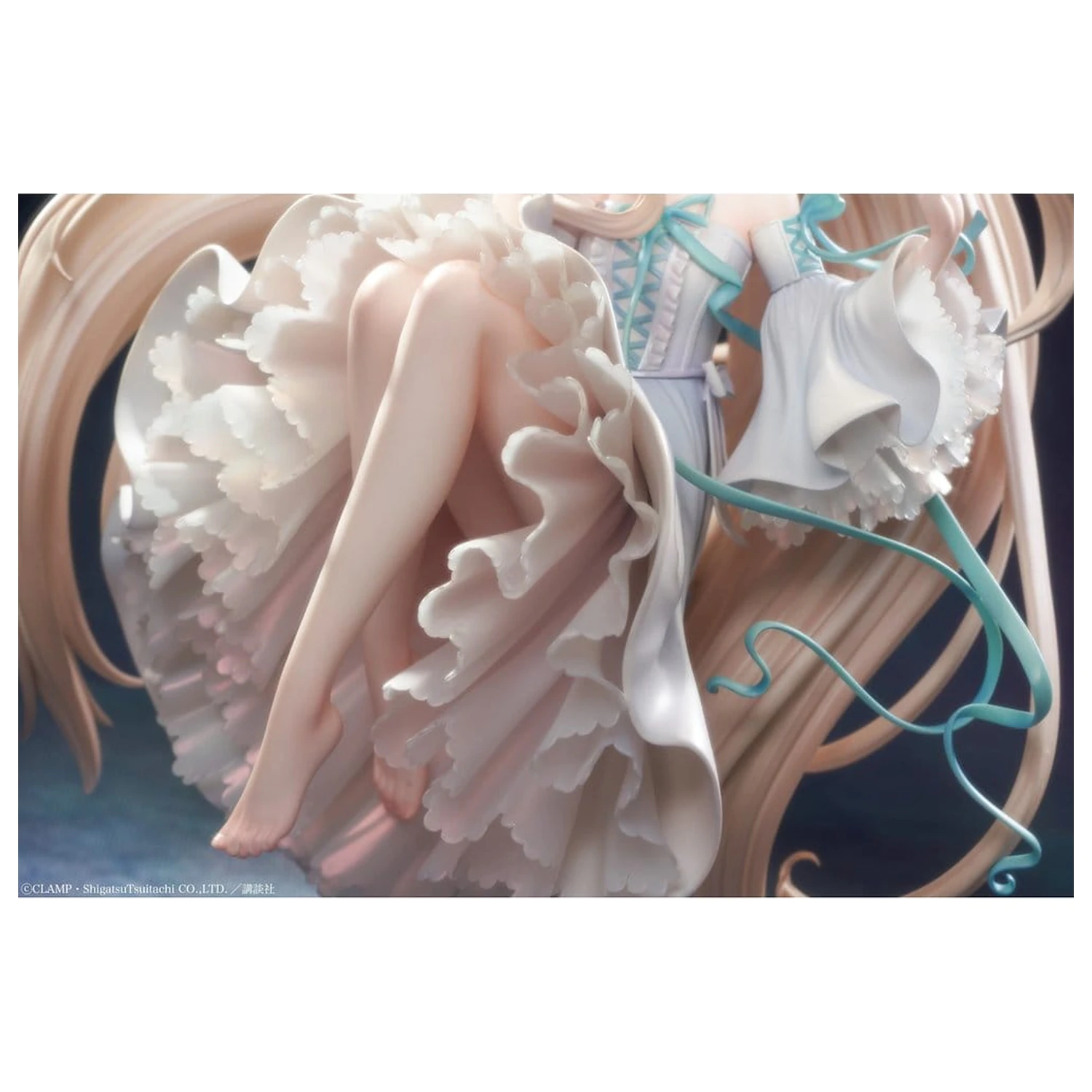 Chobits PVC Statue 1/6 Chi Deluxe Edition 23 cm     product photo