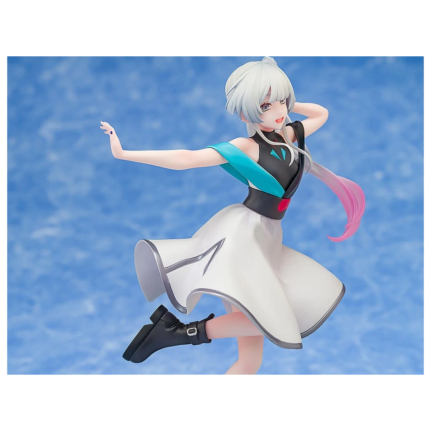 Cosmic Princess Kaguya! PVC Figure Yachiyo Runami: Collaboration Concert Ver. 17 cm product photo