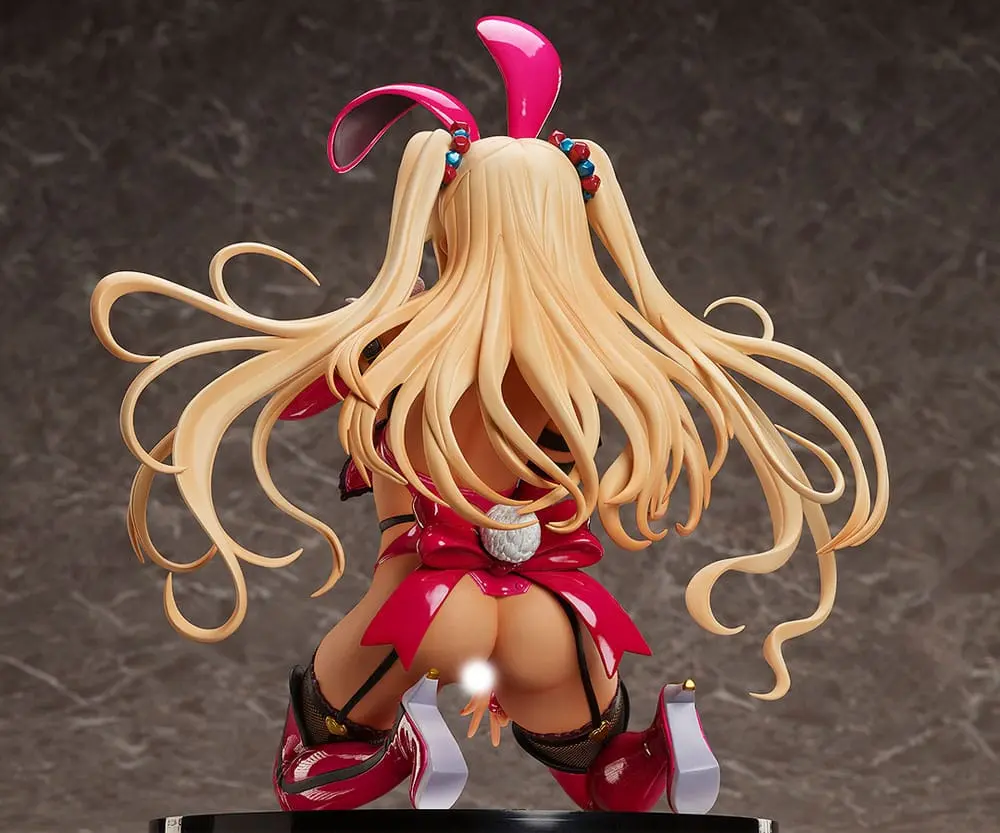 Creators Opinion PVC Statue 1/4 Caroline Yuri Tanned Bunny Ver. 35 cm product photo