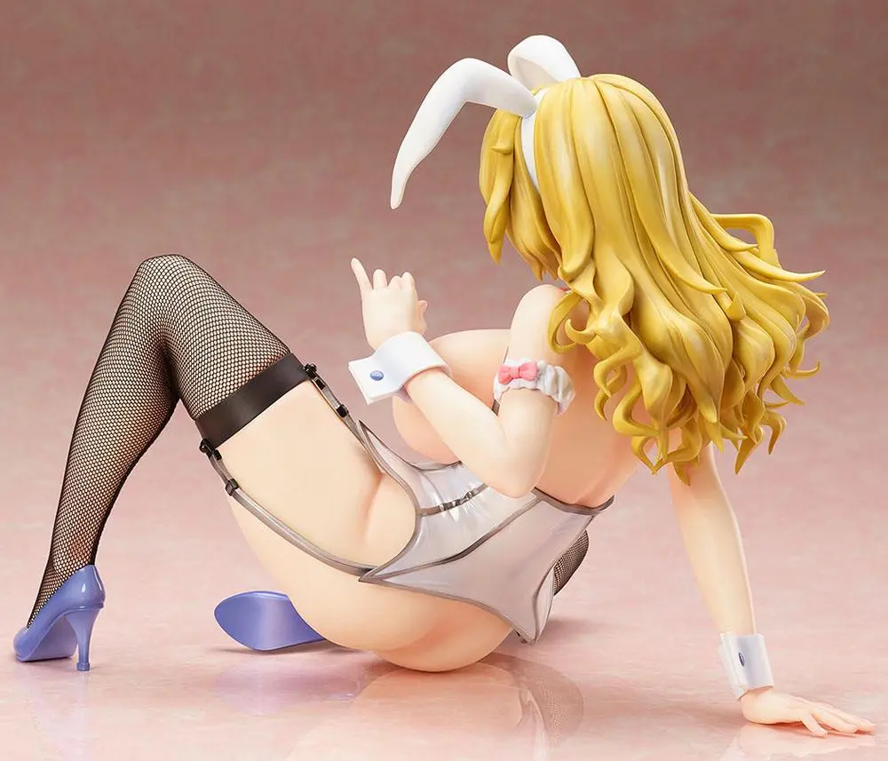Creators Opinion PVC Statue 1/4 Chie Bunny Version 23 cm product photo
