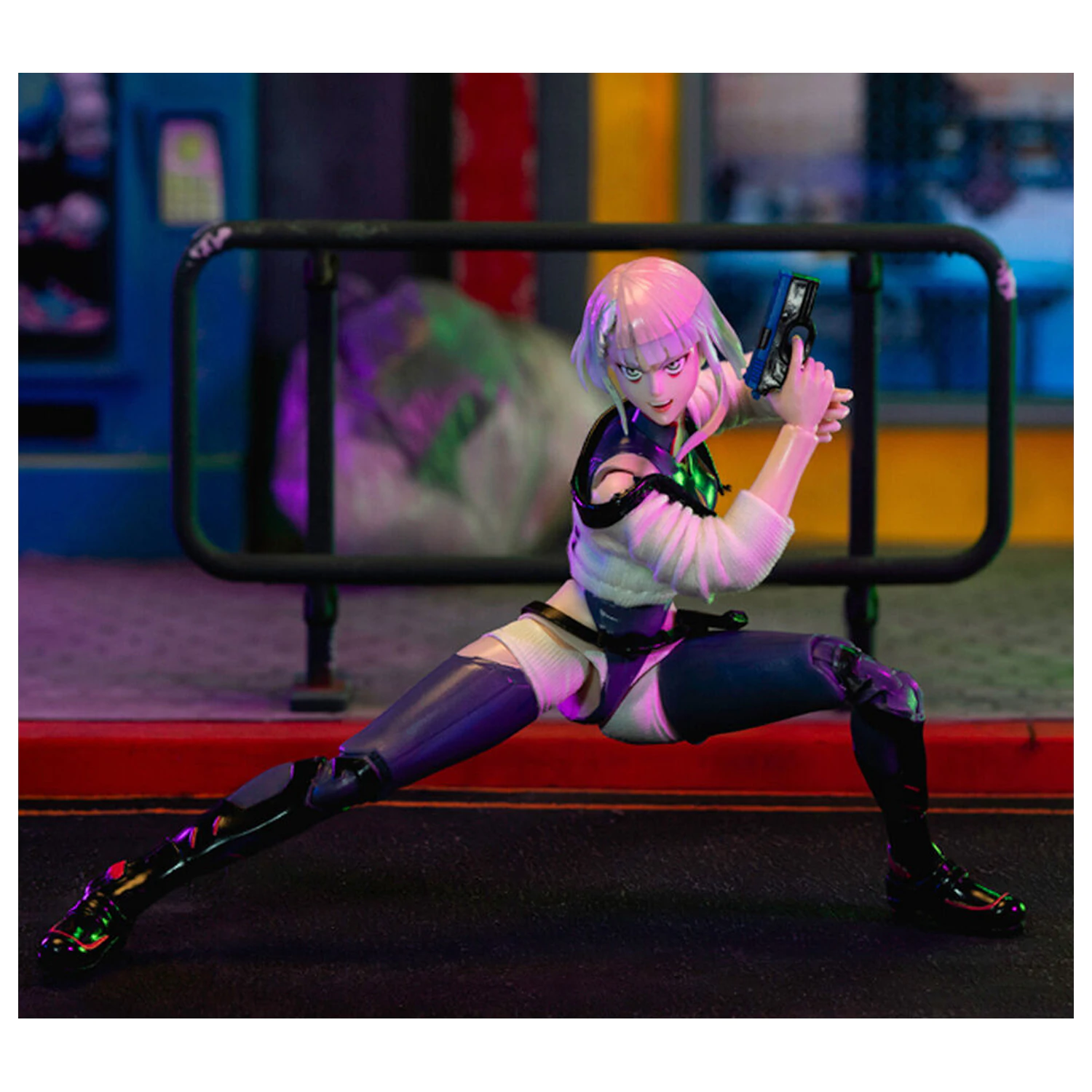 Cyberpunk Edgerunners Lucy figure 15cm product photo