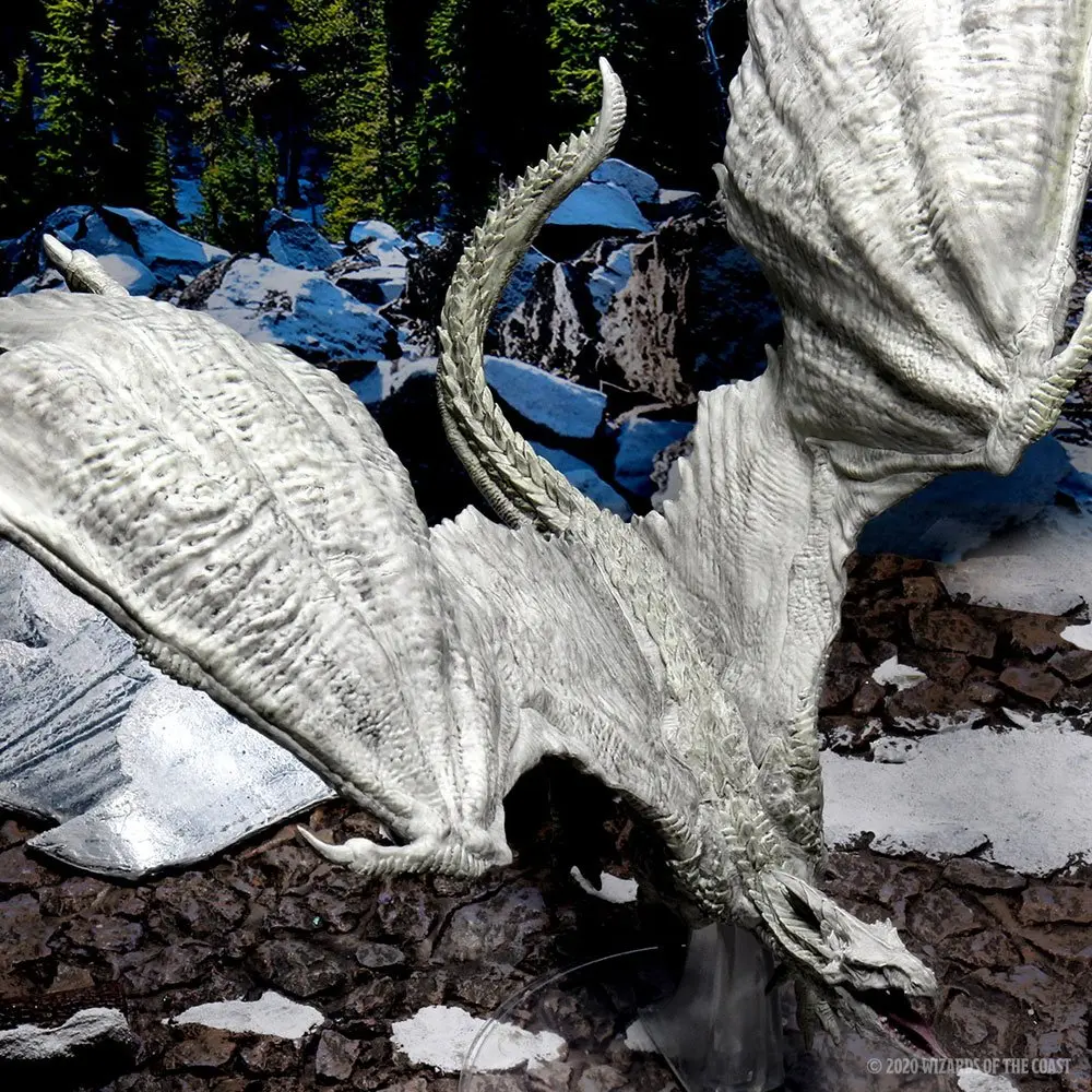 D&amp;D Icons of the Realms Premium Miniature pre-painted Adult White Dragon product photo