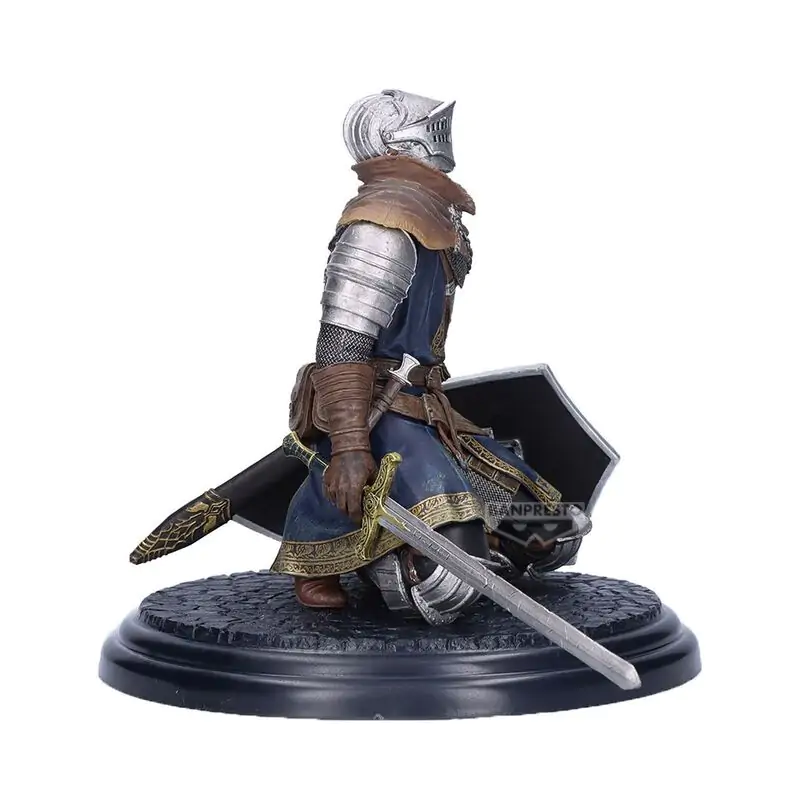 Dark Souls Oscar Kinight of Astora Sculpt Collection figure 12cm termékfotó