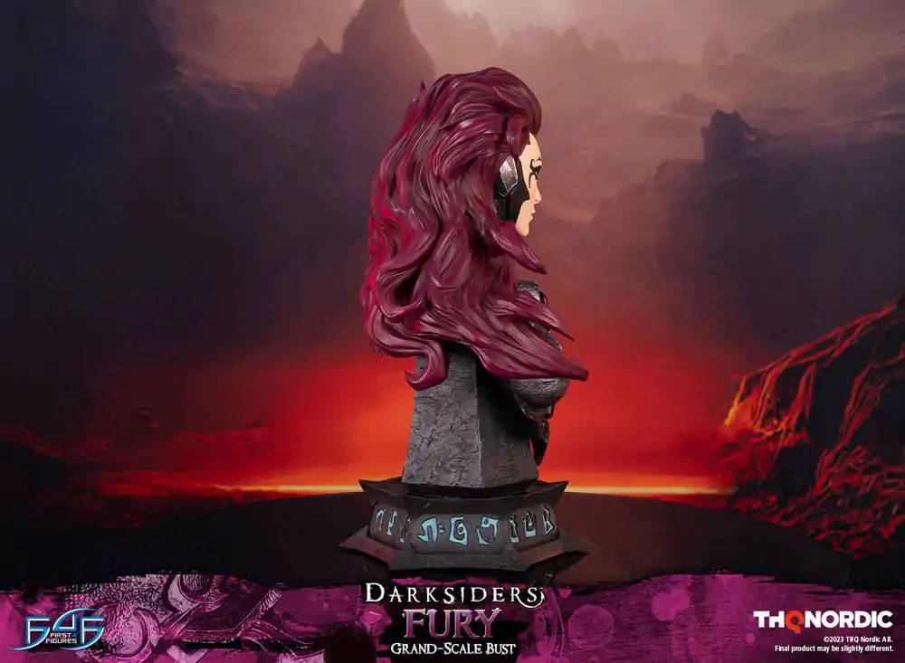 Darksiders Grand Scale Bust Fury 39 cm termékfotó