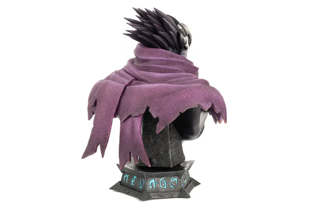 Darksiders Grand Scale Bust Strife 37 cm termékfotó