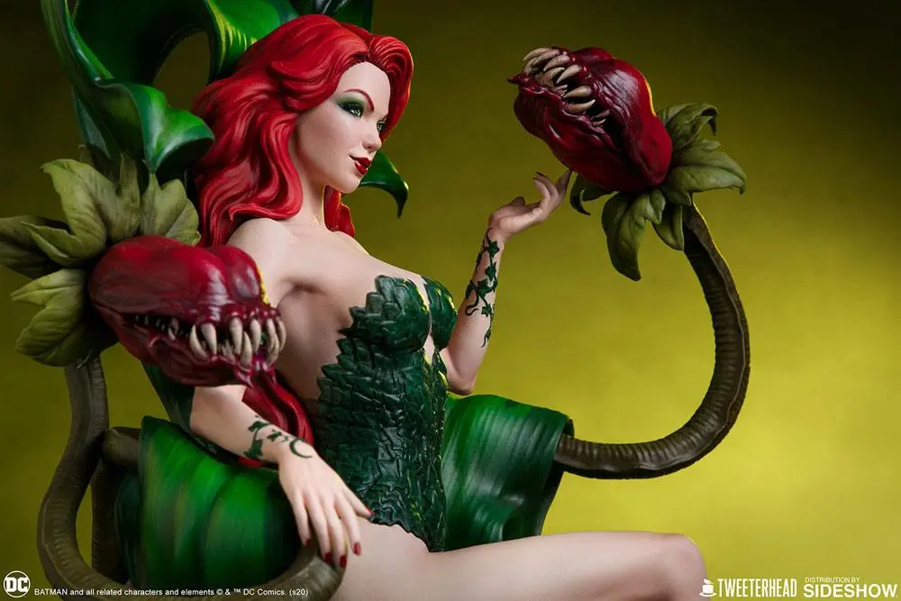 DC Comic Maquette Poison Ivy 36 cm product photo