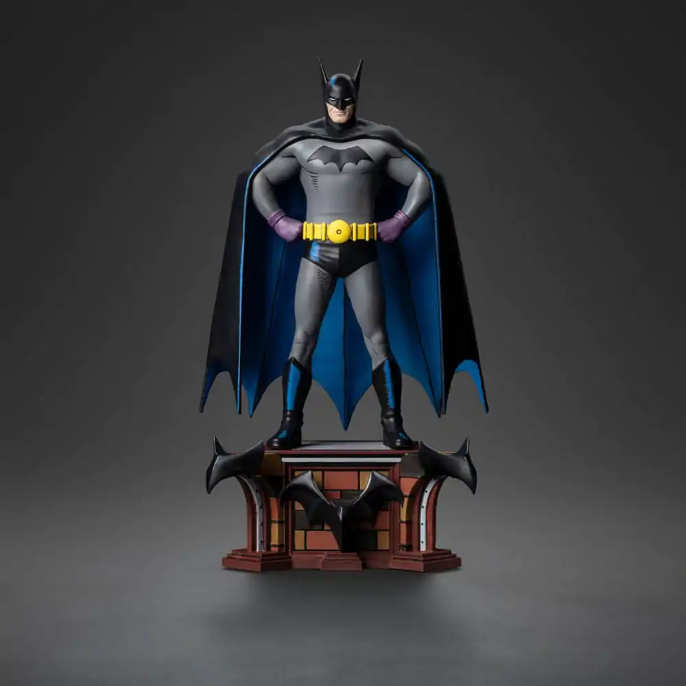 DC Comics Art Scale Statue 1/10 Batman Detective 85th Anniversary 26 cm termékfotó