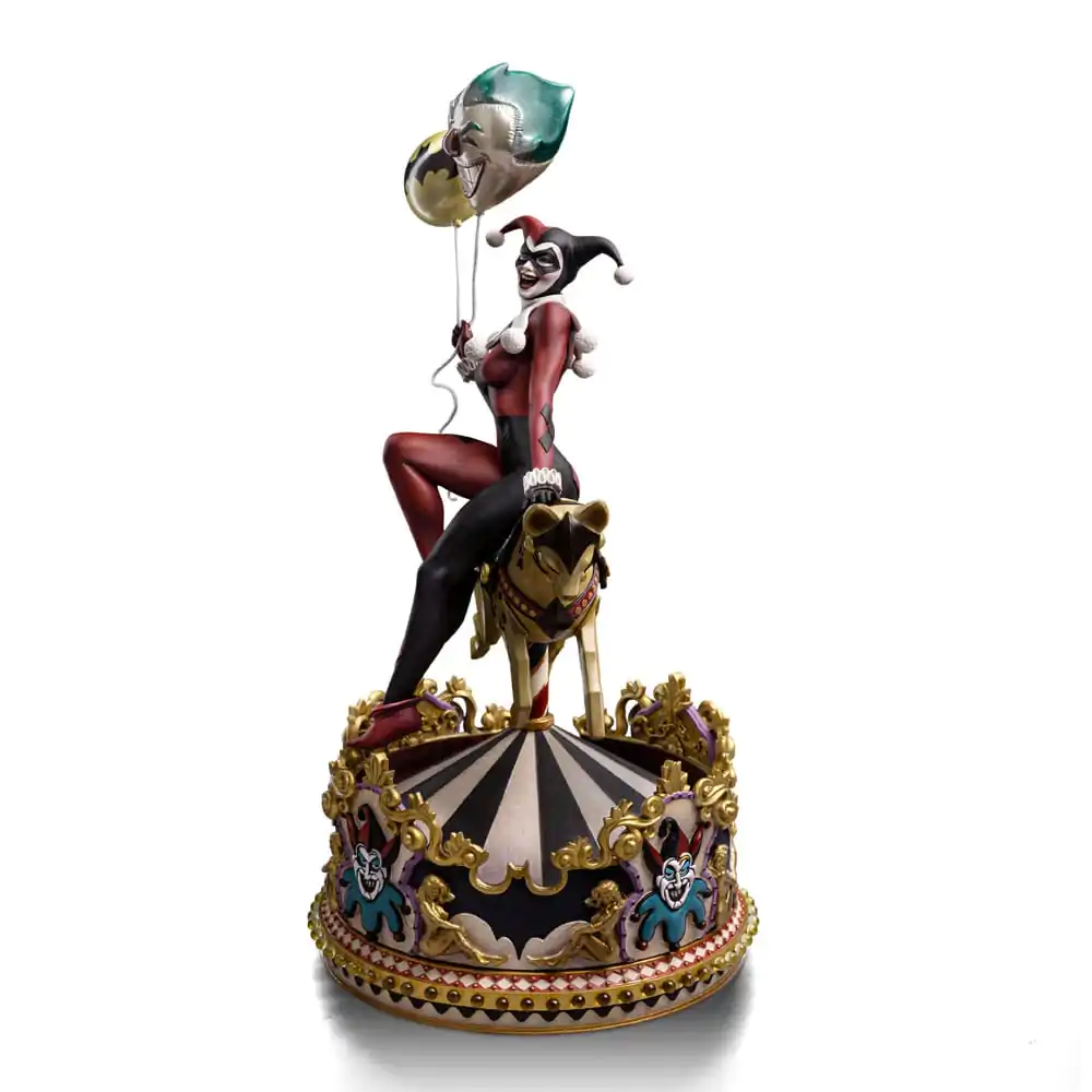 DC Comics Art Scale Statue 1/10 Harley Quinn Unleashed 30 cm termékfotó