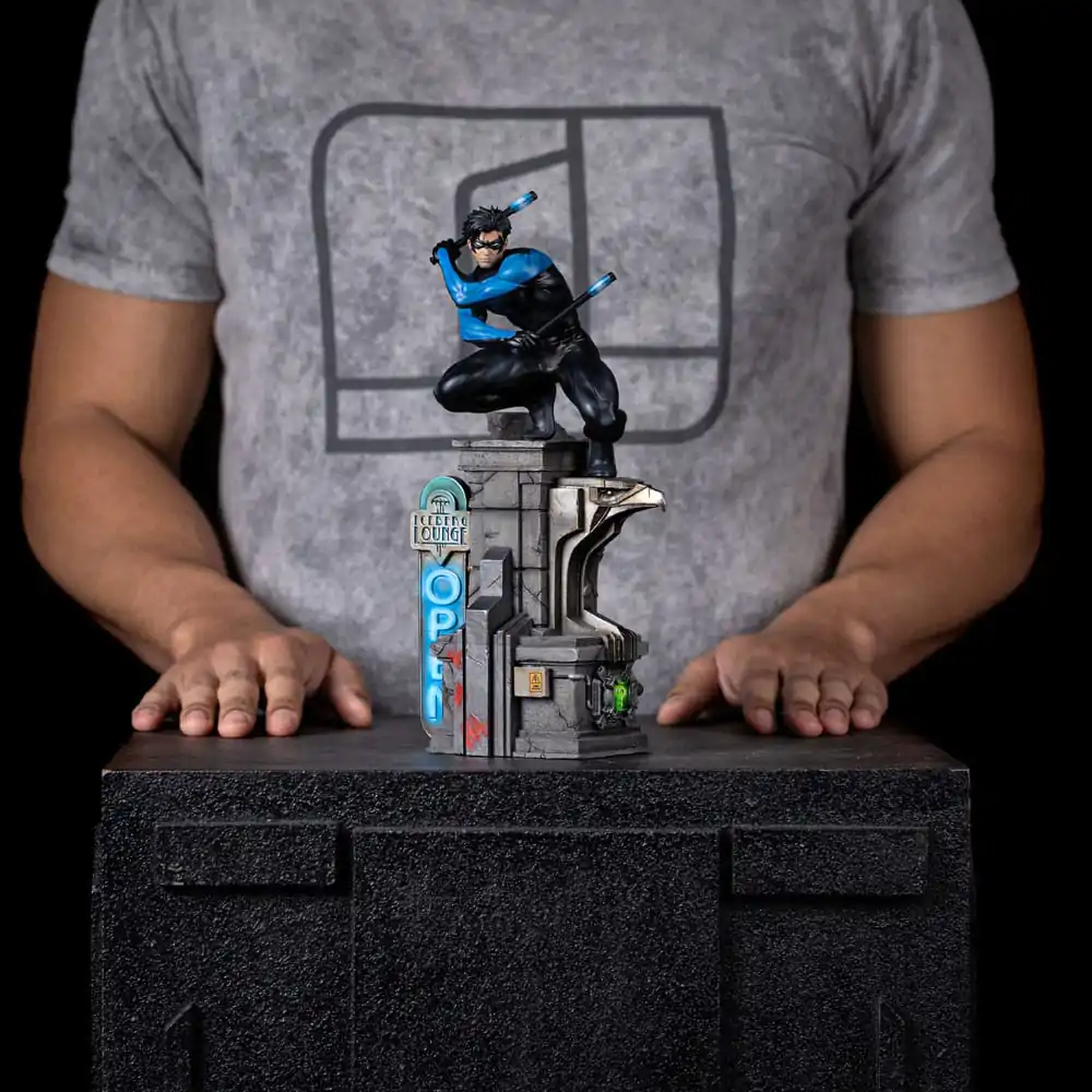 DC Comics Art Scale Statue 1/10 Nightwing 27 cm           product photo