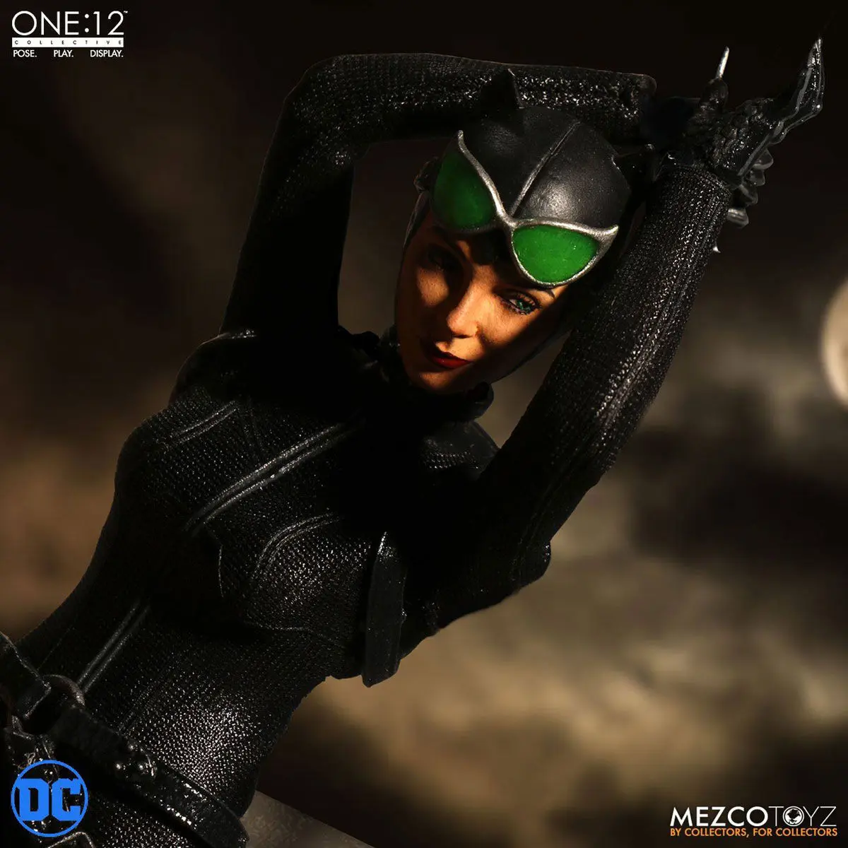 DC Comics Catwoman figure product photo