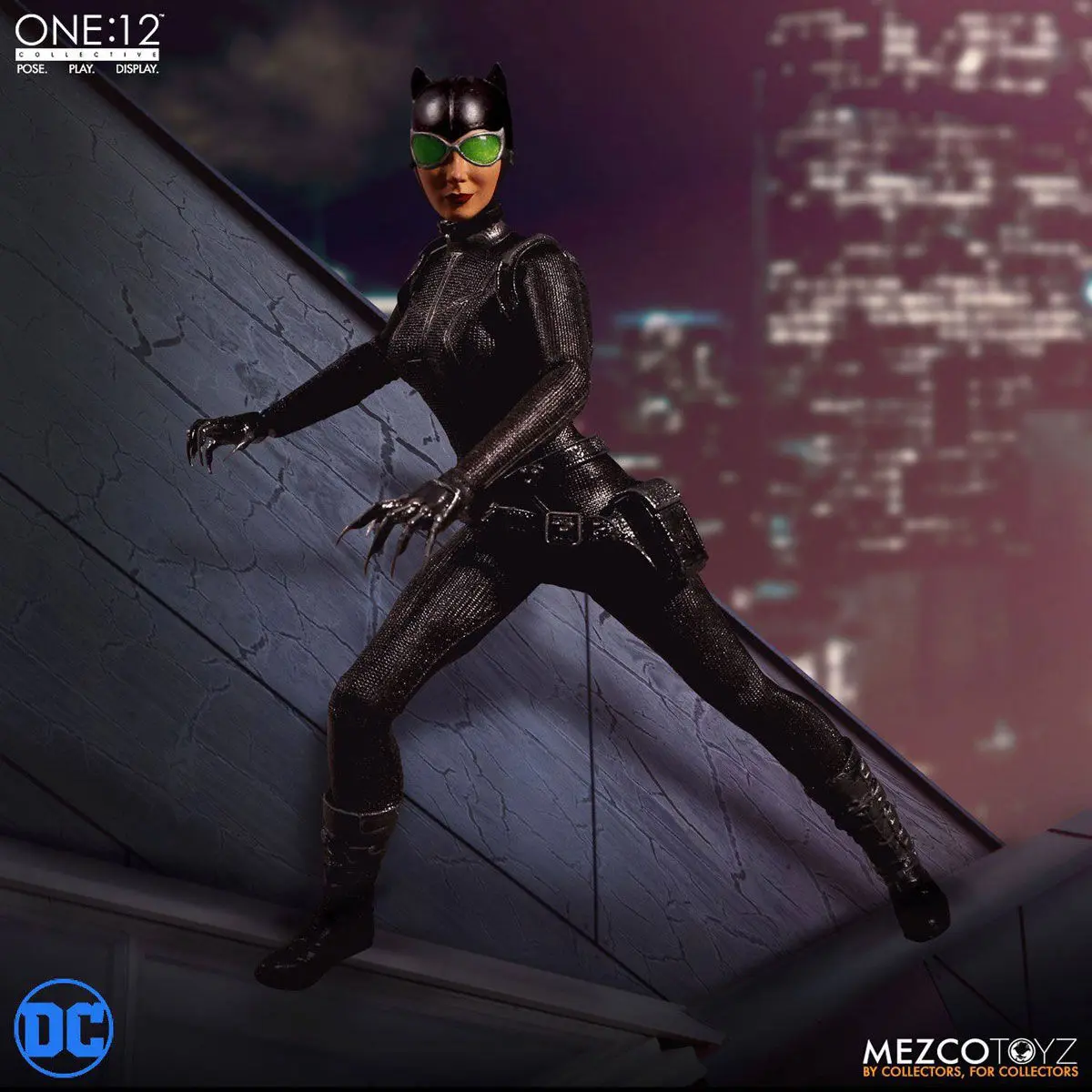 DC Comics Catwoman figure product photo