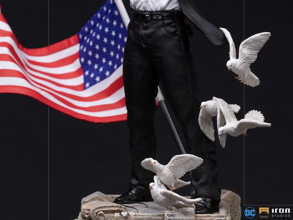 DC Comics Deluxe Art Scale Statue 1/10 Clark Kent 29 cm product photo
