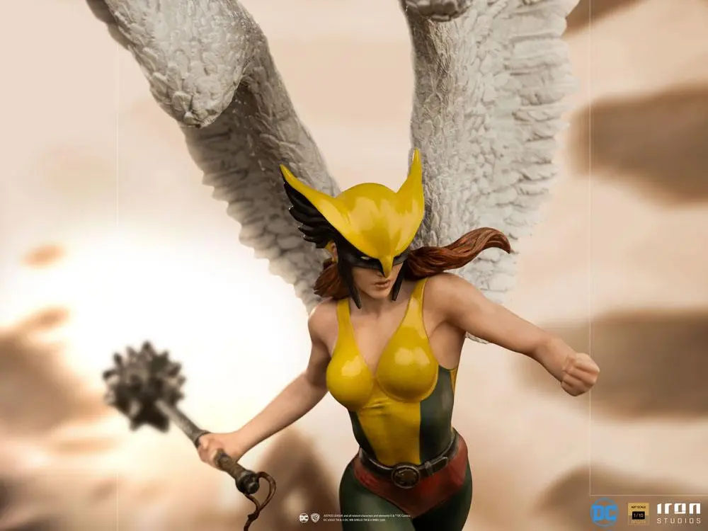 DC Comics Deluxe Art Scale Statue 1/10 Hawkgirl 36 cm product photo