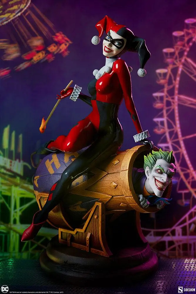 DC Comics Diorama Harley Quinn and The Joker 35 cm product photo