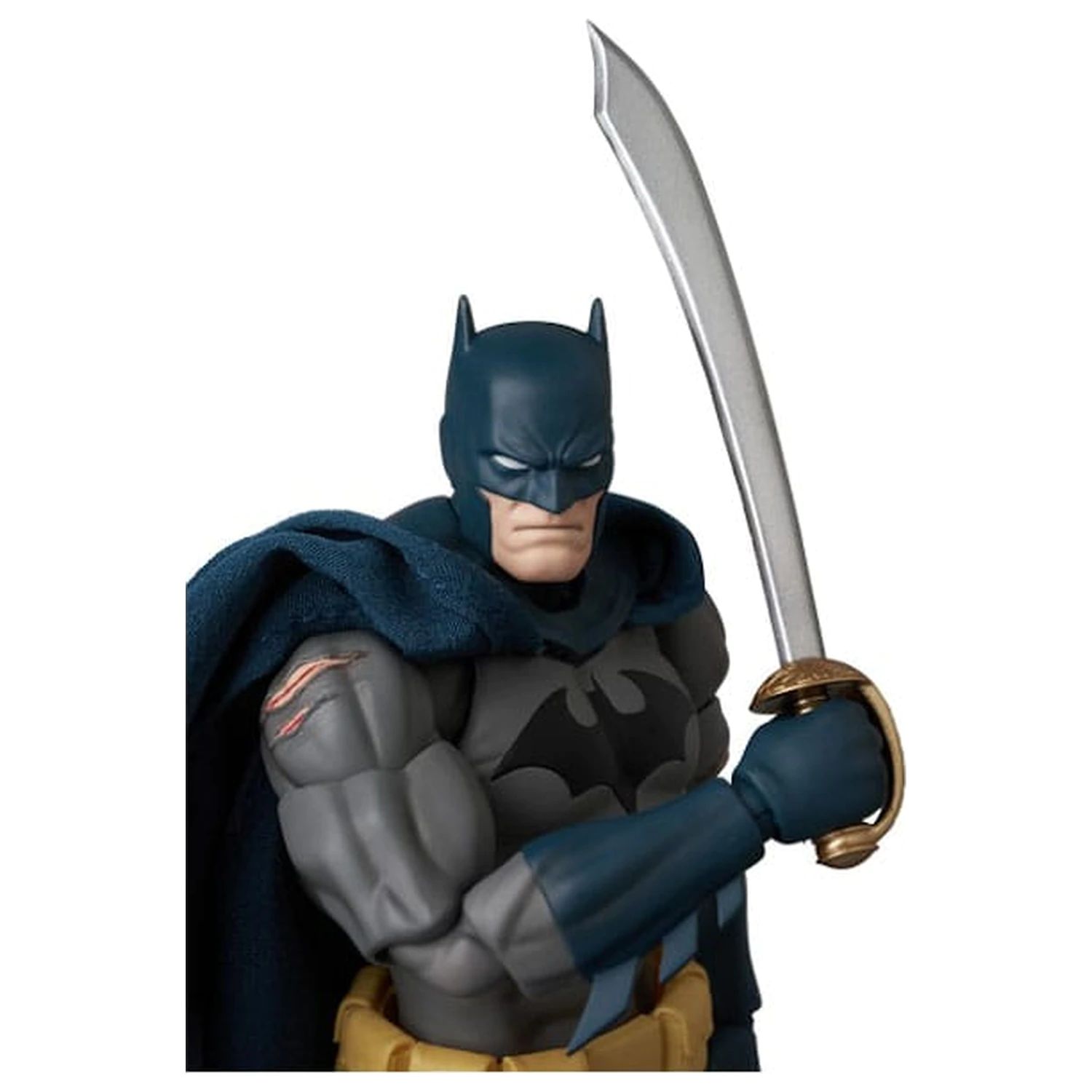 DC Comics MAFEX Action Figure Batman Damage Ver. (Batman: Hush Ver.) 16 cm      product photo