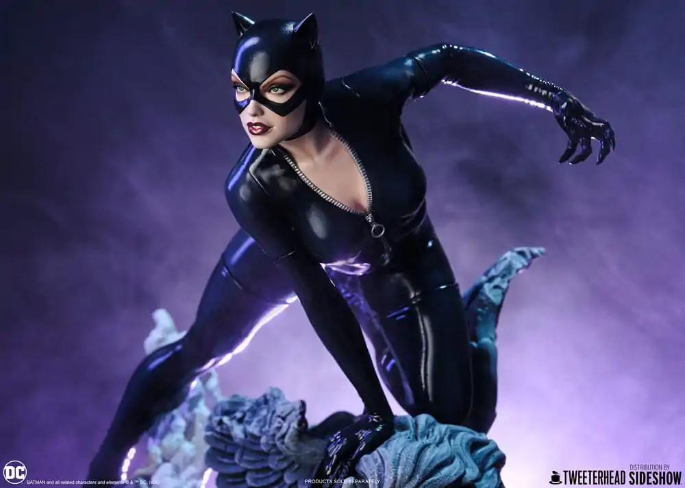 DC Comics Maquette 1/6 Catwoman 35 cm product photo