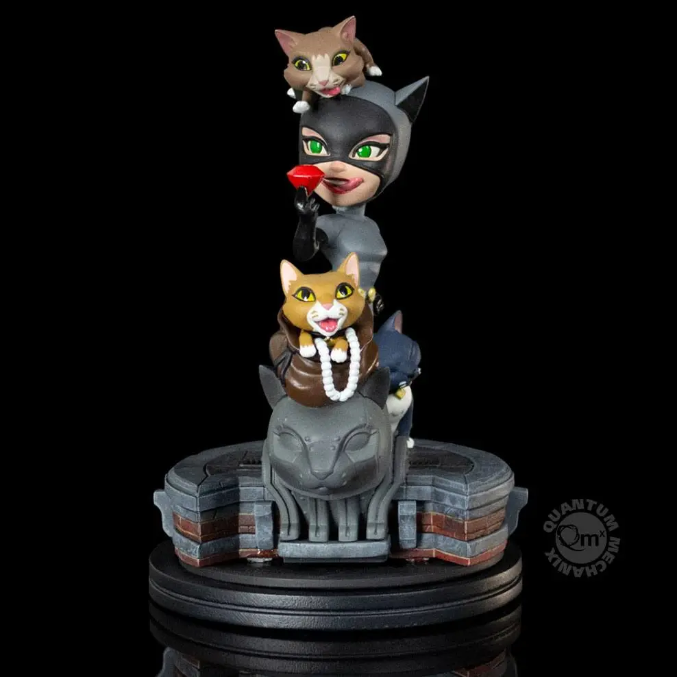 DC Comics Q-Fig Elite Figure Catwoman 12 cm product photo