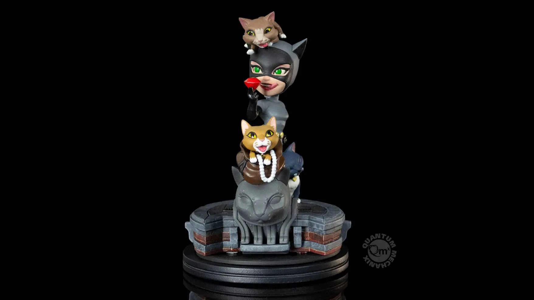 DC Comics Q-Fig Elite Figure Catwoman 12 cm product photo