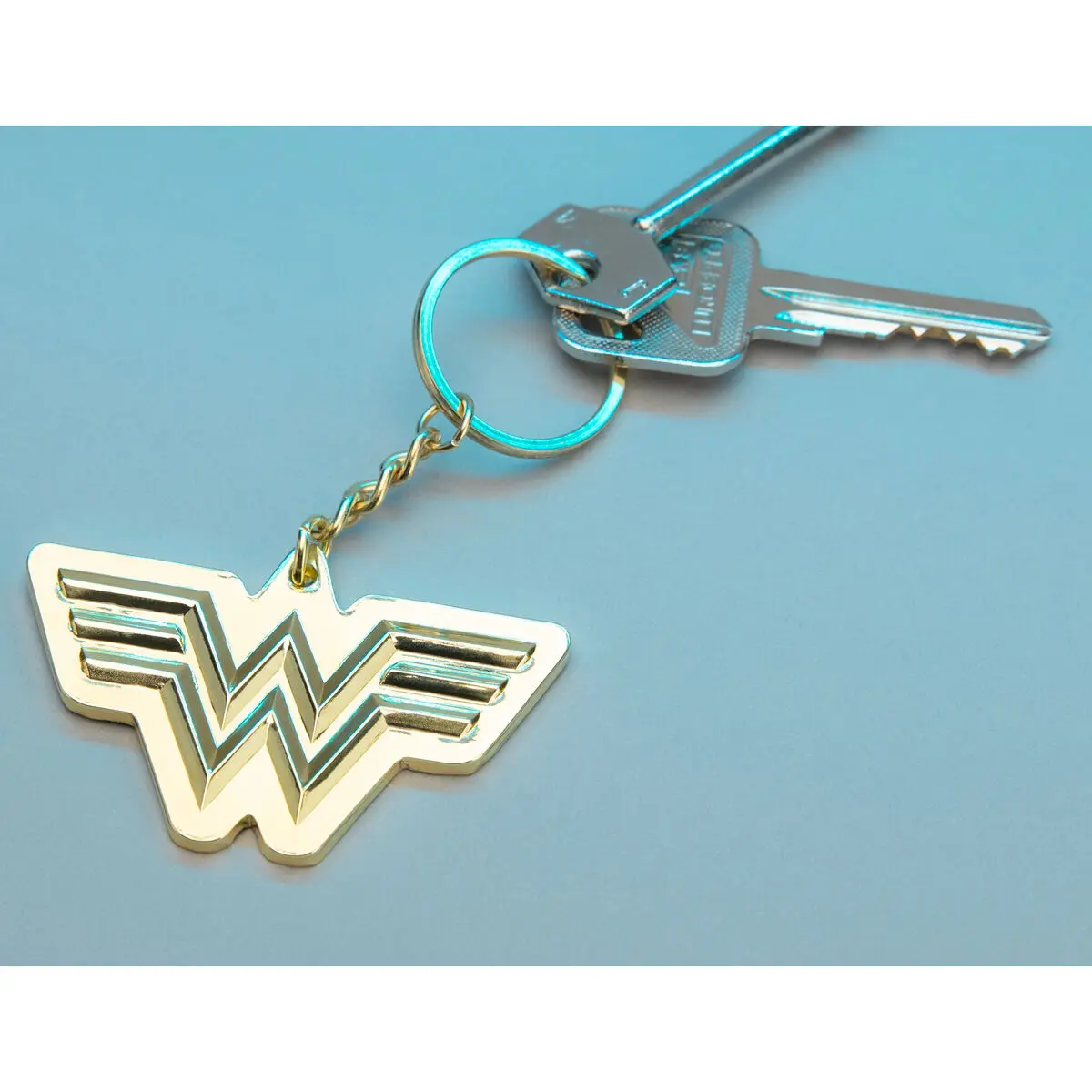 DC Comics Wonder Woman 1984 keychain product photo