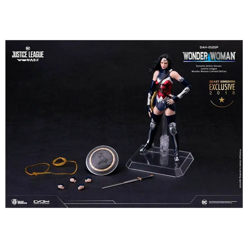DC Comics Wonder Woman Dinamic Heros figure product photo