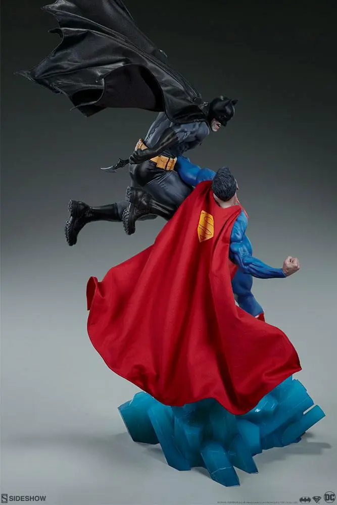 DC Comics Statue Batman vs. Superman 60 cm product photo