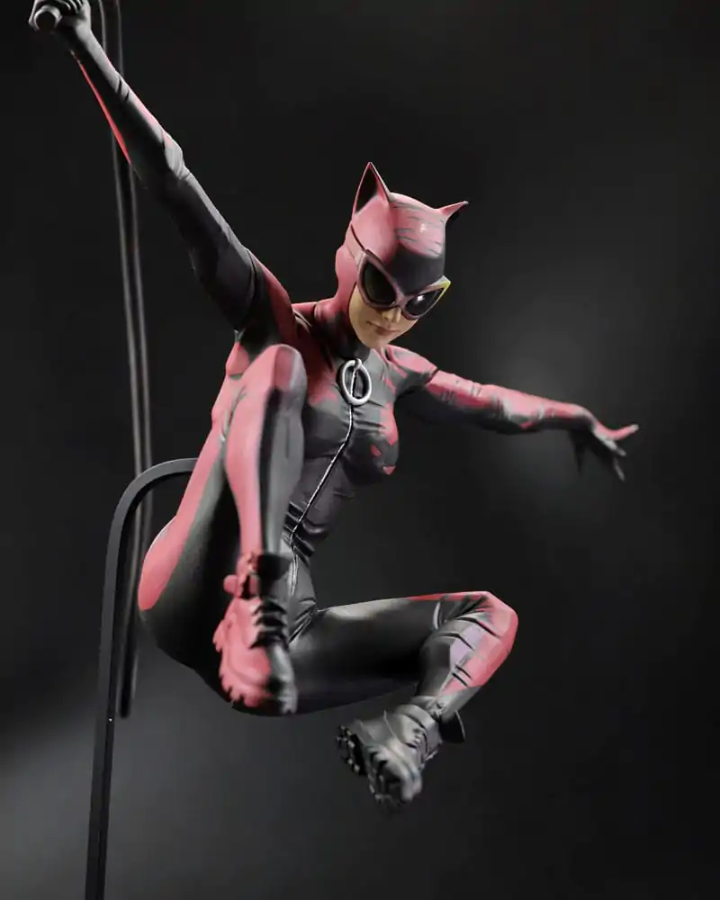 DC Designer Series Statue 1/6 Catwoman by Jock 33 cm termékfotó