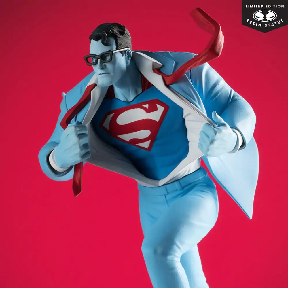 DC Direct Statue 1/10 Superman Red and Blue: Superman by Clayton Henry Limited Edition 16 cm product photo