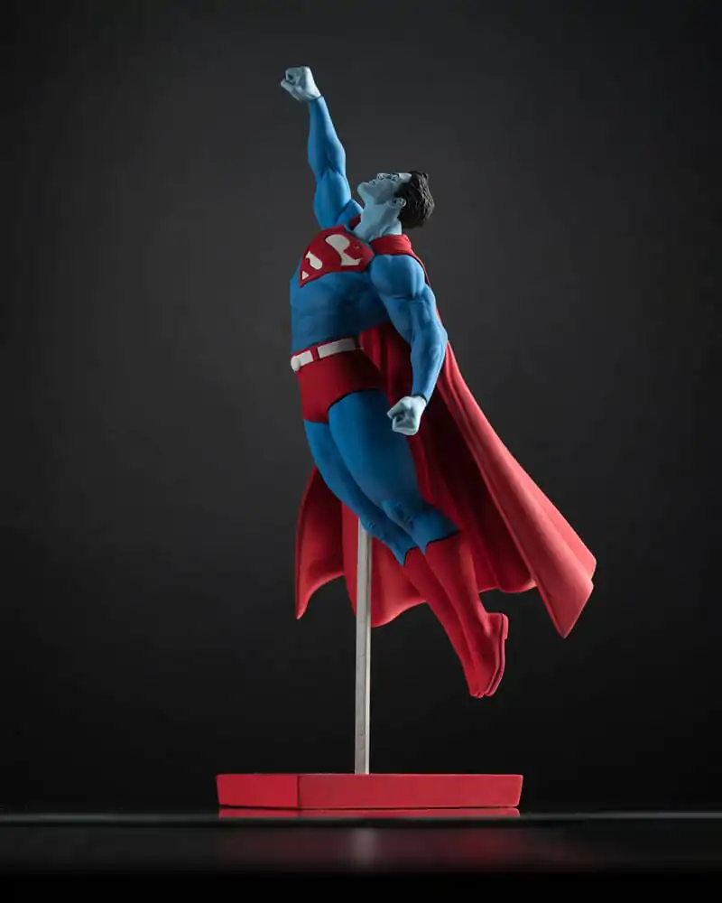 DC Direct Statue 1/10 Superman Red and Blue: Superman by Gary Frank Limited Edition 26 cm product photo