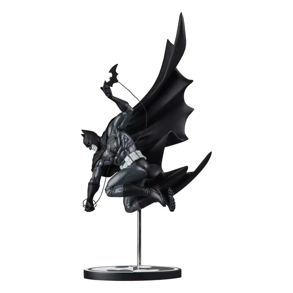 DC Direct Batman Black &amp; White Statue 1/10 Batman by Inhyuk Lee 25 cm product photo