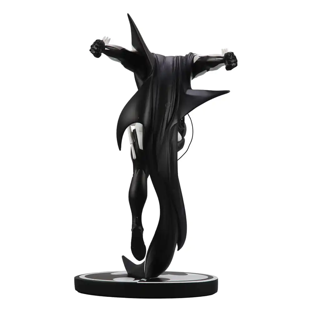 DC Direct Resin Statue Batman Black &amp; White White Knight by Sean Murphy 23 cm product photo