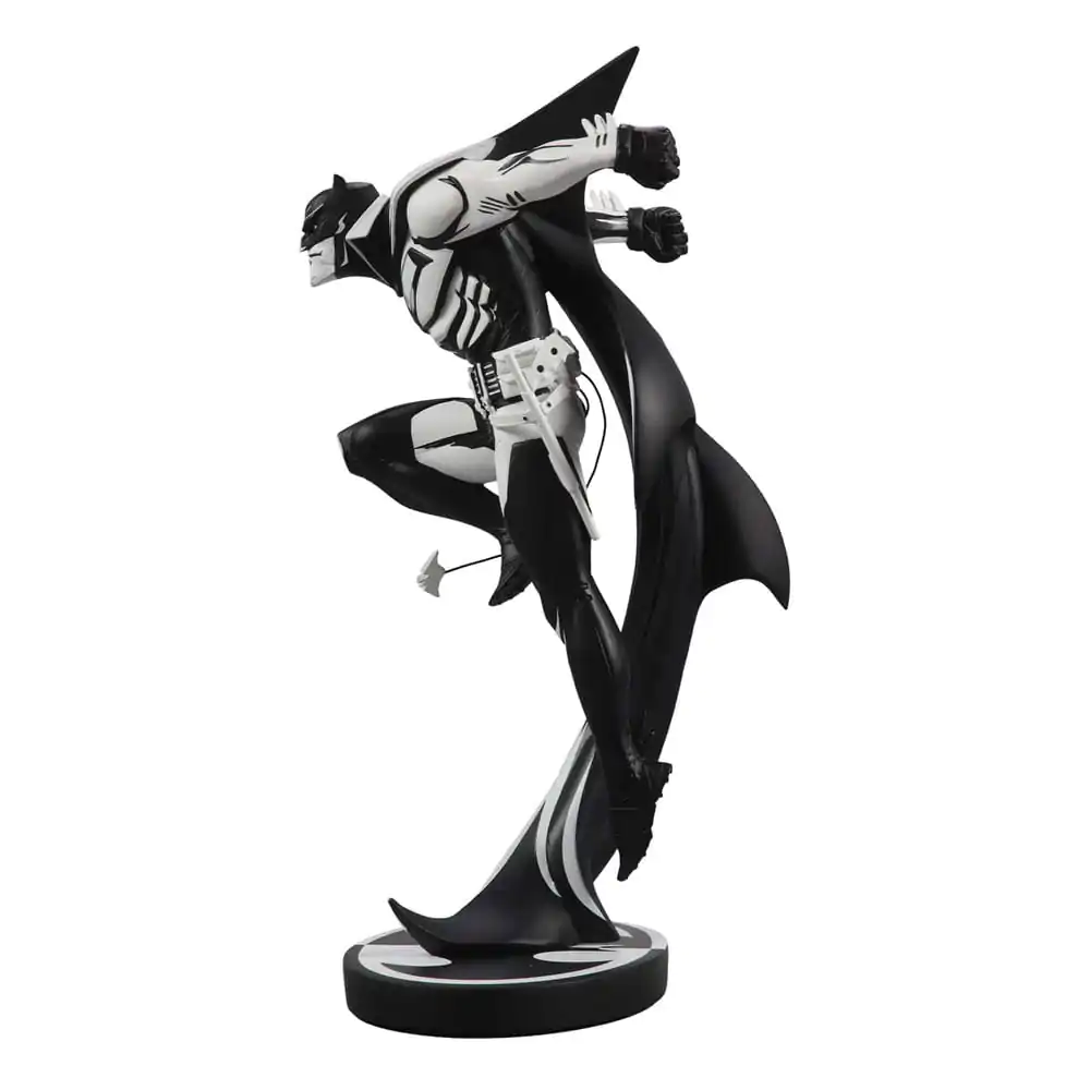 DC Direct Resin Statue Batman Black &amp; White White Knight by Sean Murphy 23 cm product photo