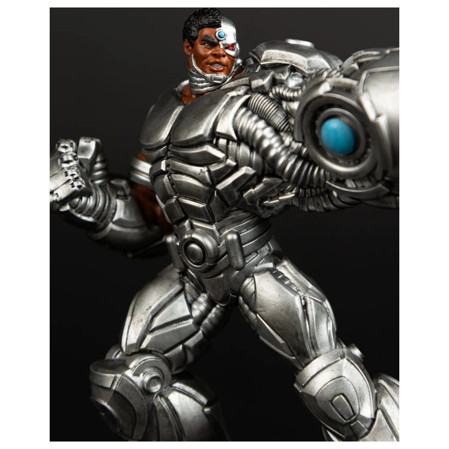 DC Direct Collector Vinyl Statue Cyborg 12 cm  product photo