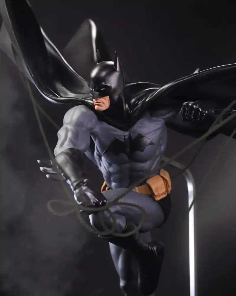 DC Direct Resin Statue DC Designer Series Batman (by Dan Mora) 40 cm product photo