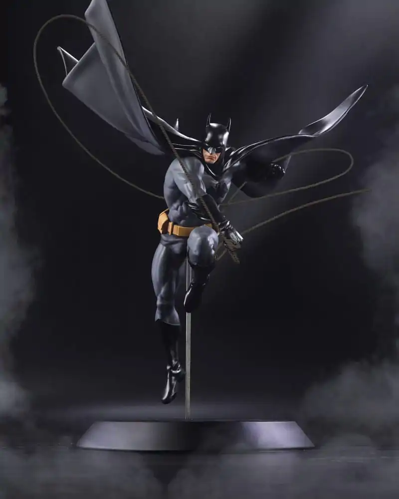 DC Direct Resin Statue DC Designer Series Batman (by Dan Mora) 40 cm product photo