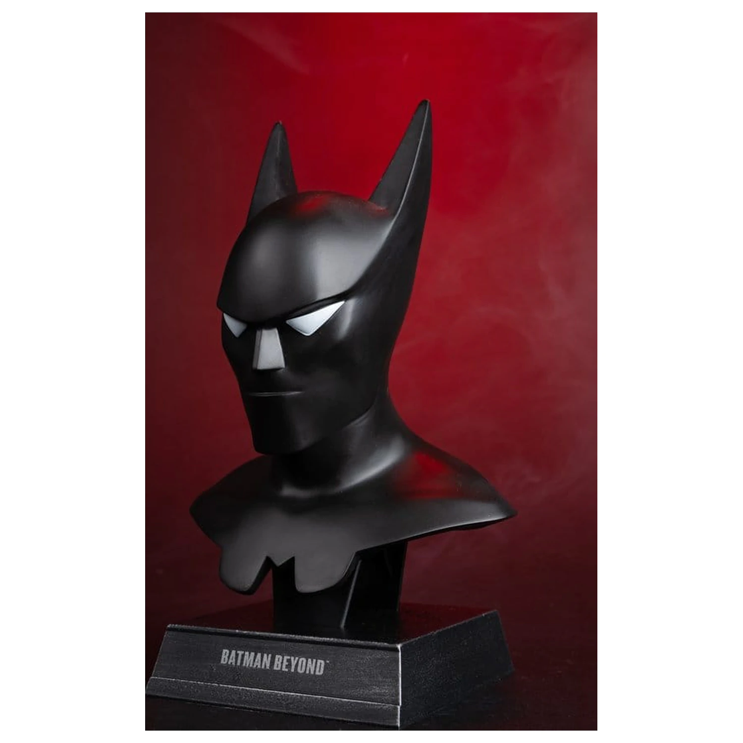 DC Direct Prop Replica 1/3 Batman Cowl (Batman Beyond Animated) 18 cm  product photo
